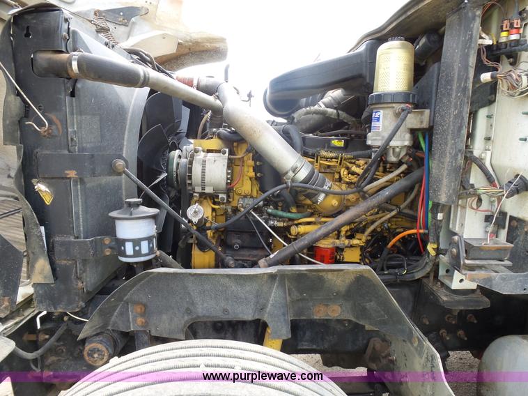 image for item J1648 2008 International 5900i semi truck