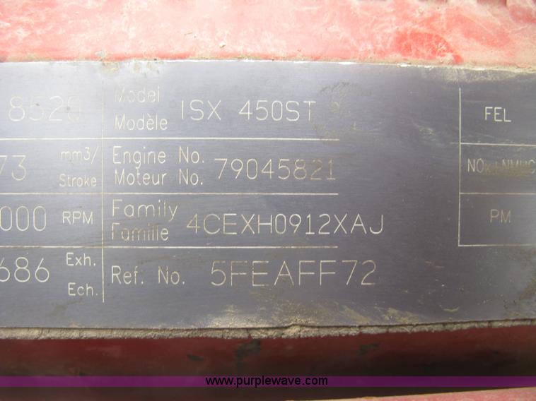 image for item J2753 2005 International Eagle 9400i semi truck