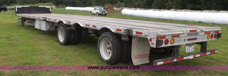 image for item K1608 2010 Fontaine drop deck equipment trailer