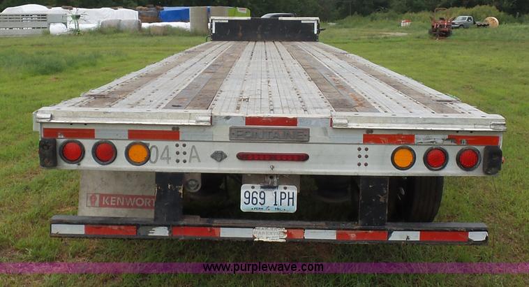 image for item K1608 2010 Fontaine drop deck equipment trailer