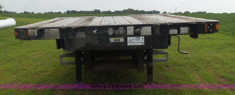 image for item K1608 2010 Fontaine drop deck equipment trailer