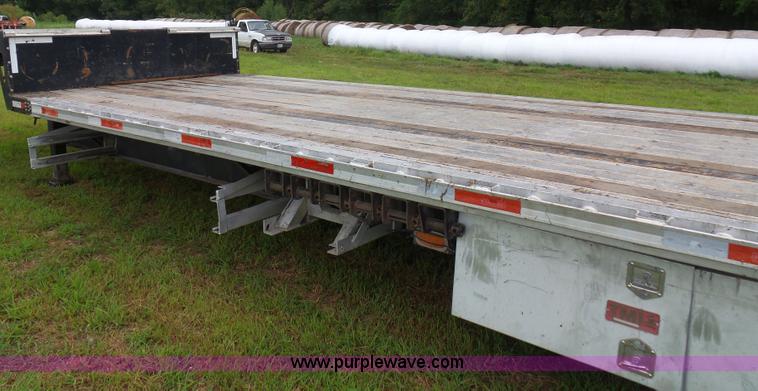 image for item K1608 2010 Fontaine drop deck equipment trailer