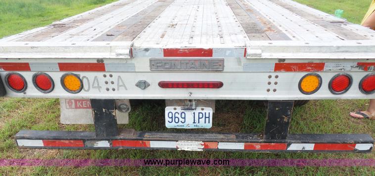 image for item K1608 2010 Fontaine drop deck equipment trailer