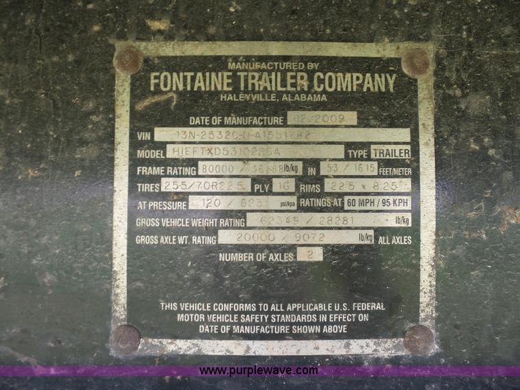 image for item K1608 2010 Fontaine drop deck equipment trailer