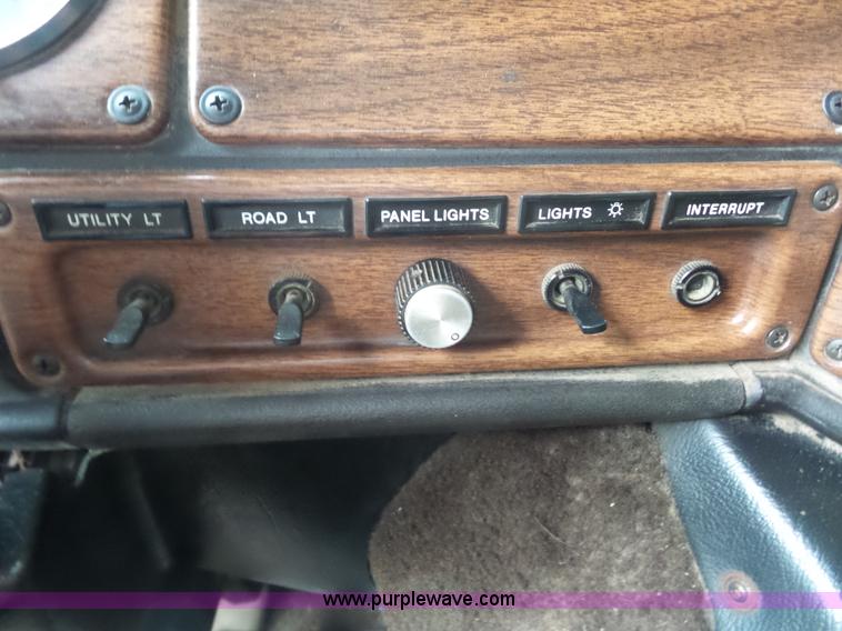 image for item K1613 1989 Freightliner FLA semi truck