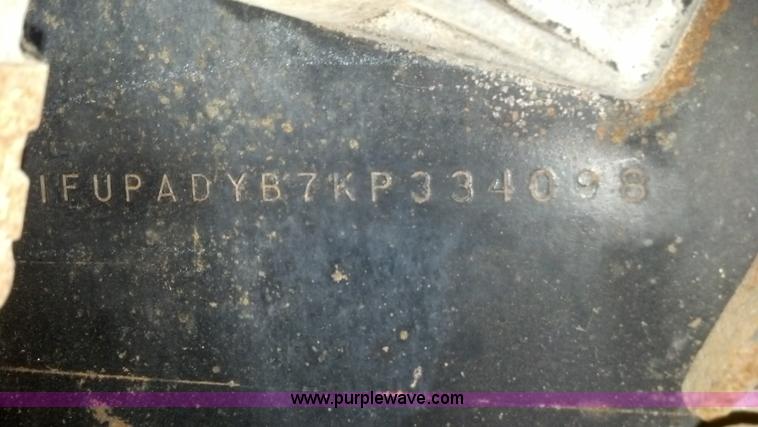 image for item K1613 1989 Freightliner FLA semi truck