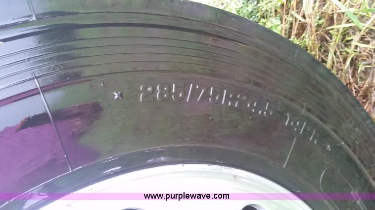 image for item K1685 1999 Kenworth W900 semi truck