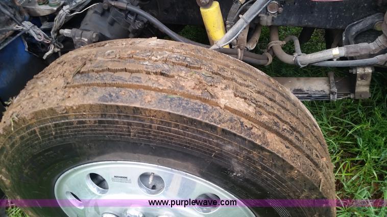 image for item K1685 1999 Kenworth W900 semi truck