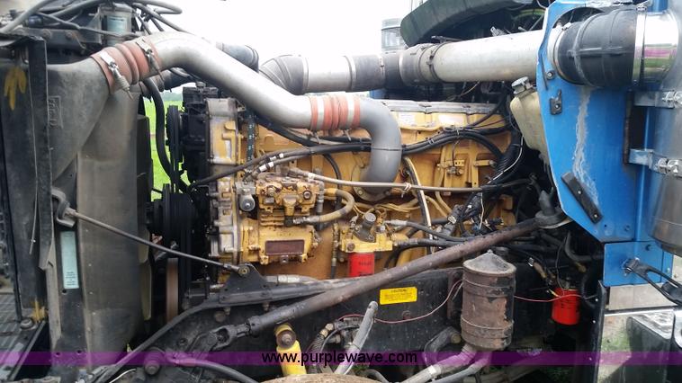 image for item K1685 1999 Kenworth W900 semi truck