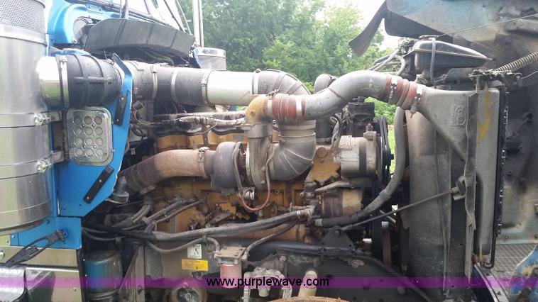 image for item K1685 1999 Kenworth W900 semi truck