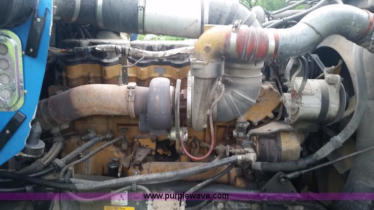 image for item K1685 1999 Kenworth W900 semi truck