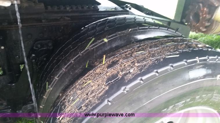 image for item K1685 1999 Kenworth W900 semi truck