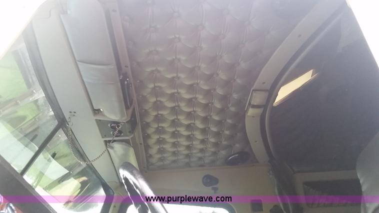 image for item K1685 1999 Kenworth W900 semi truck