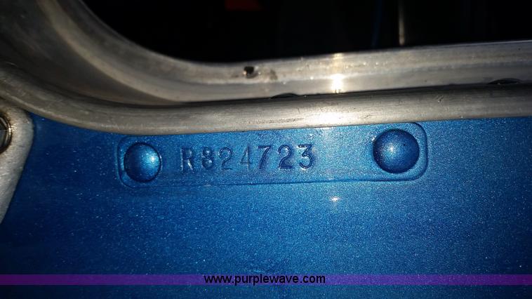 image for item K1685 1999 Kenworth W900 semi truck