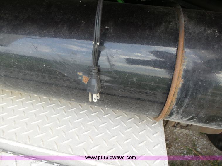 image for item K2151 2006 Peterbilt 379 semi truck