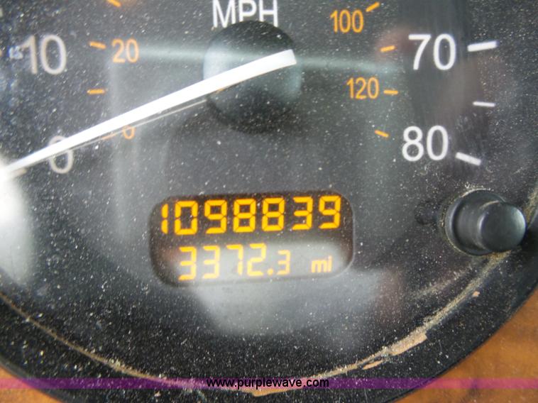 image for item K2151 2006 Peterbilt 379 semi truck