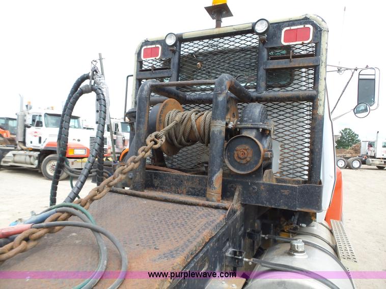 image for item K2166 1986 Ford LTL9000 semi truck