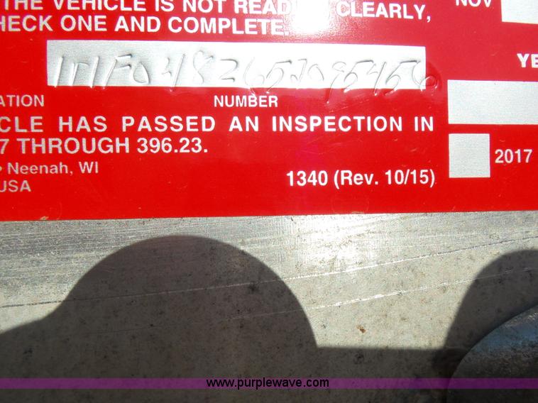 image for item K3065 1995 Ravens Float flat bed trailer