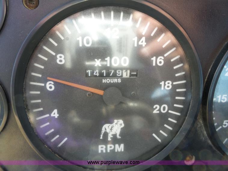 image for item K3474 1996 Mack CH613 semi truck