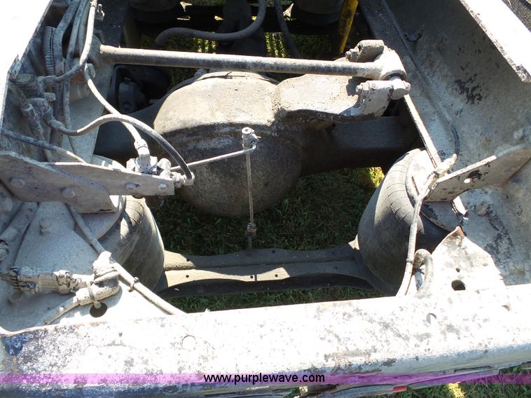 image for item K3475 1995 International 9400 semi truck