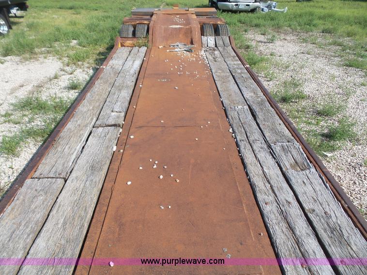 image for item K3596 1982 Eager Beaver lowboy equipment trailer