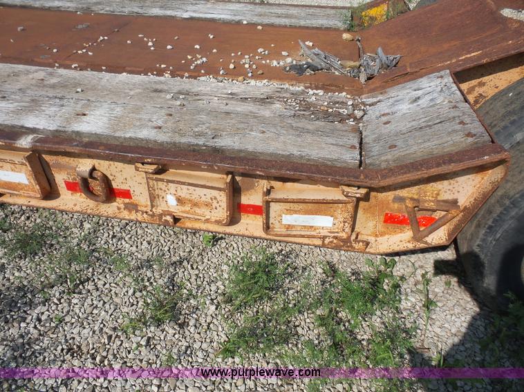 image for item K3596 1982 Eager Beaver lowboy equipment trailer