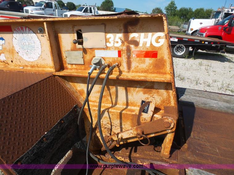 image for item K3596 1982 Eager Beaver lowboy equipment trailer