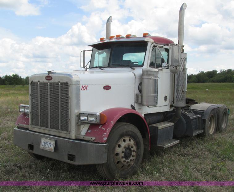 image for item K4117 1997 Peterbilt 379 semi truck