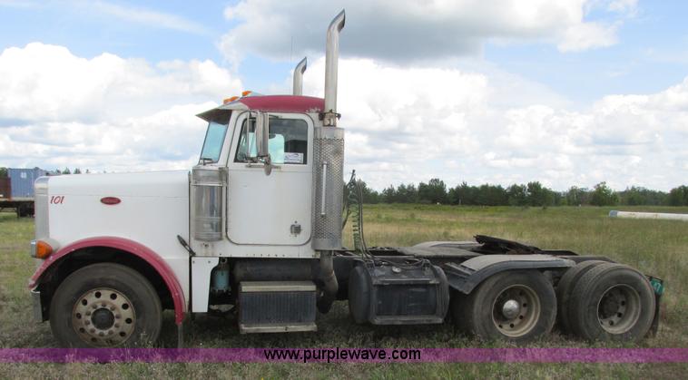 image for item K4117 1997 Peterbilt 379 semi truck