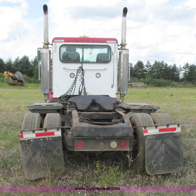 image for item K4117 1997 Peterbilt 379 semi truck