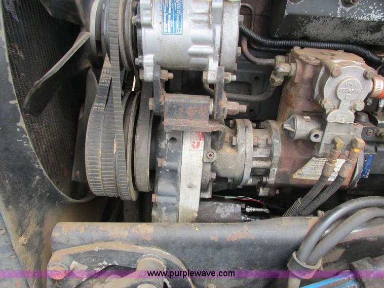 image for item K4117 1997 Peterbilt 379 semi truck