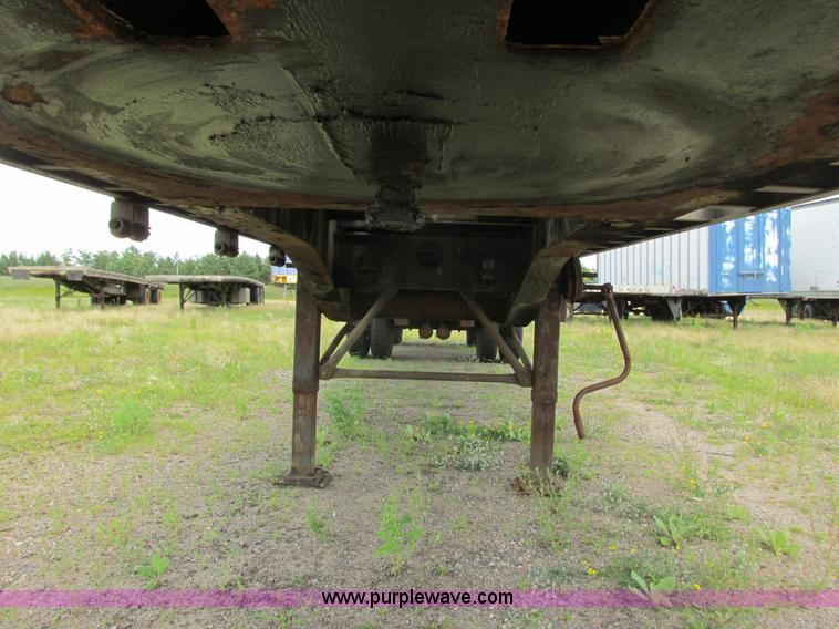 image for item K4118 1995 Transcraft Eagle flatbed trailer