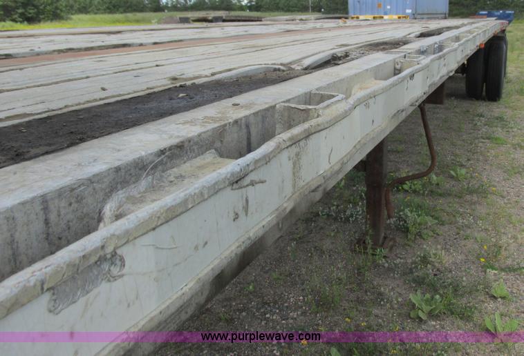 image for item K4118 1995 Transcraft Eagle flatbed trailer