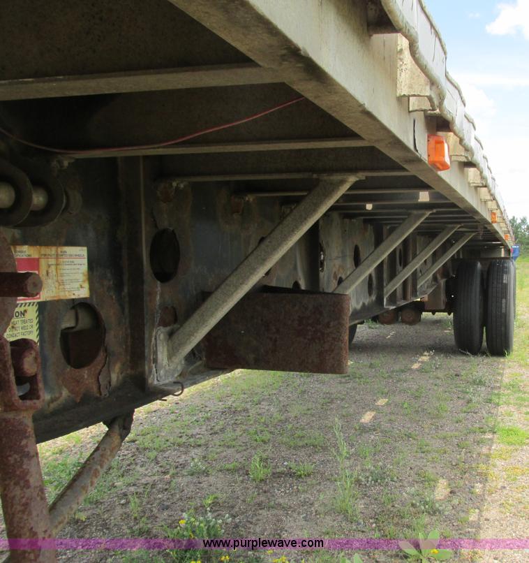 image for item K4118 1995 Transcraft Eagle flatbed trailer