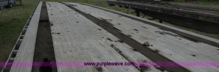 image for item K4122 1995 Ravens flatbed trailer