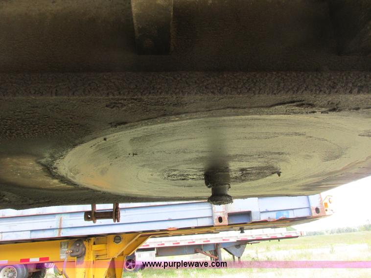 image for item K4122 1995 Ravens flatbed trailer