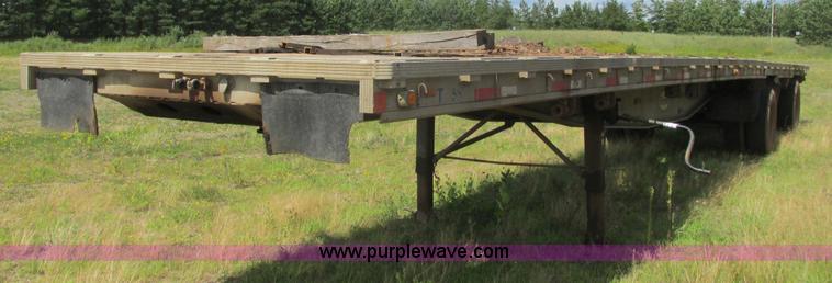image for item K4123 1990 Reinke flatbed trailer