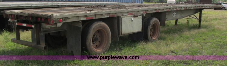 image for item K4123 1990 Reinke flatbed trailer