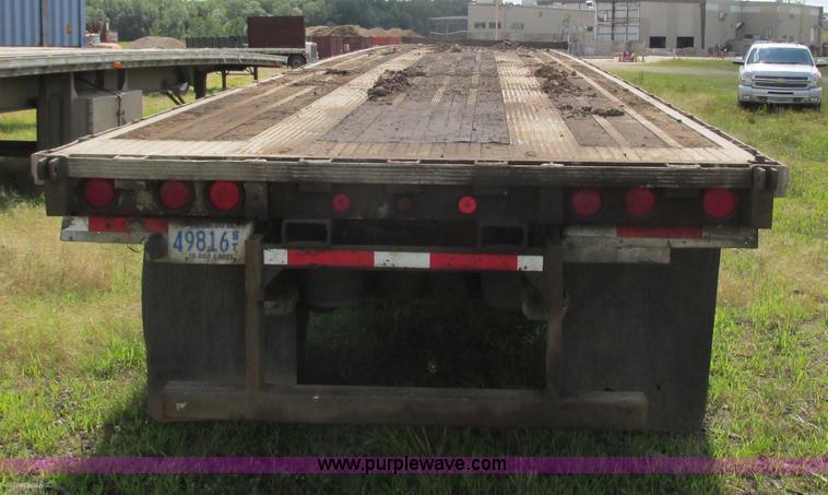image for item K4123 1990 Reinke flatbed trailer