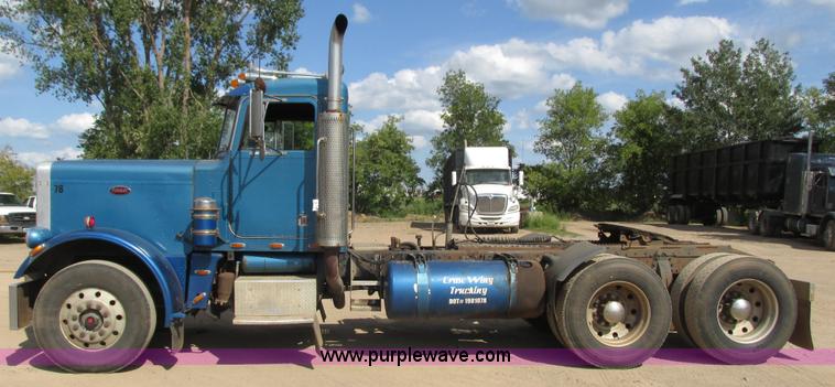 image for item K4127 1978 Peterbilt 359 semi truck