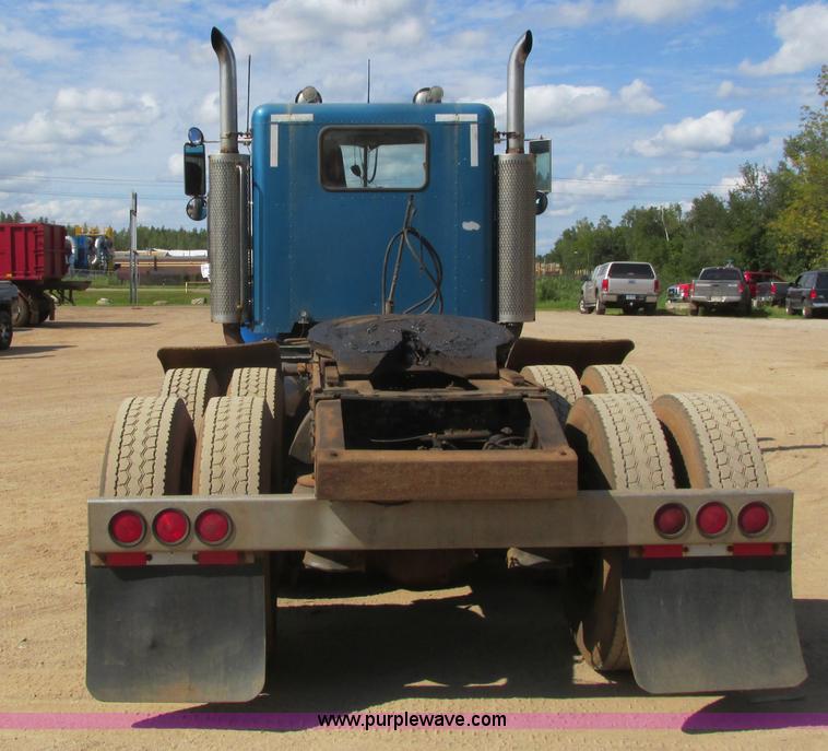 image for item K4127 1978 Peterbilt 359 semi truck