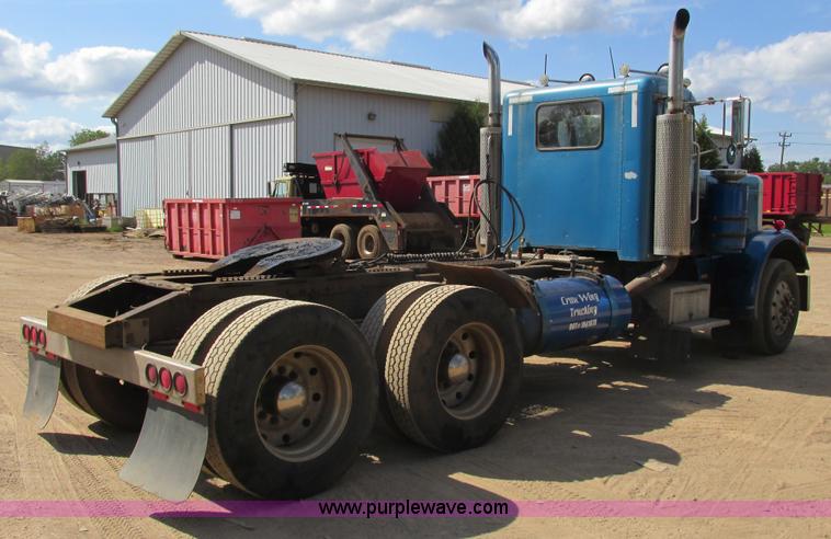 image for item K4127 1978 Peterbilt 359 semi truck