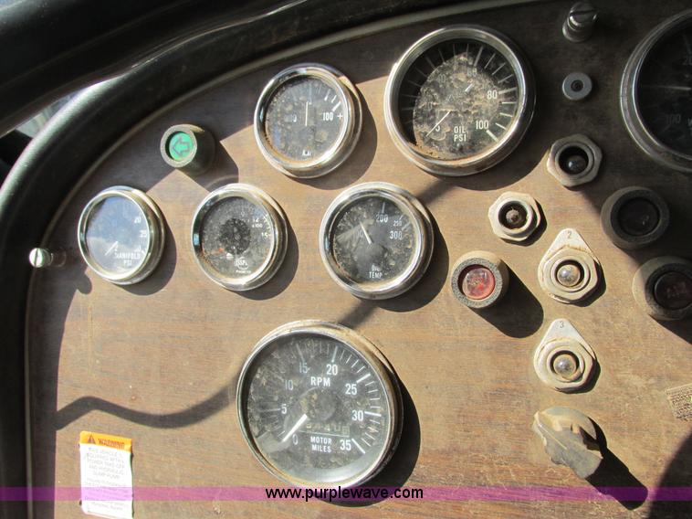 image for item K4127 1978 Peterbilt 359 semi truck