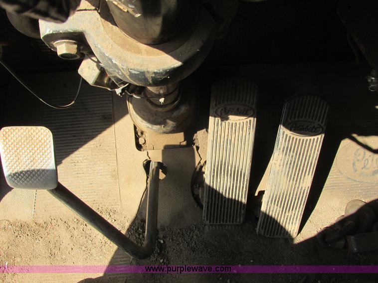 image for item K4127 1978 Peterbilt 359 semi truck