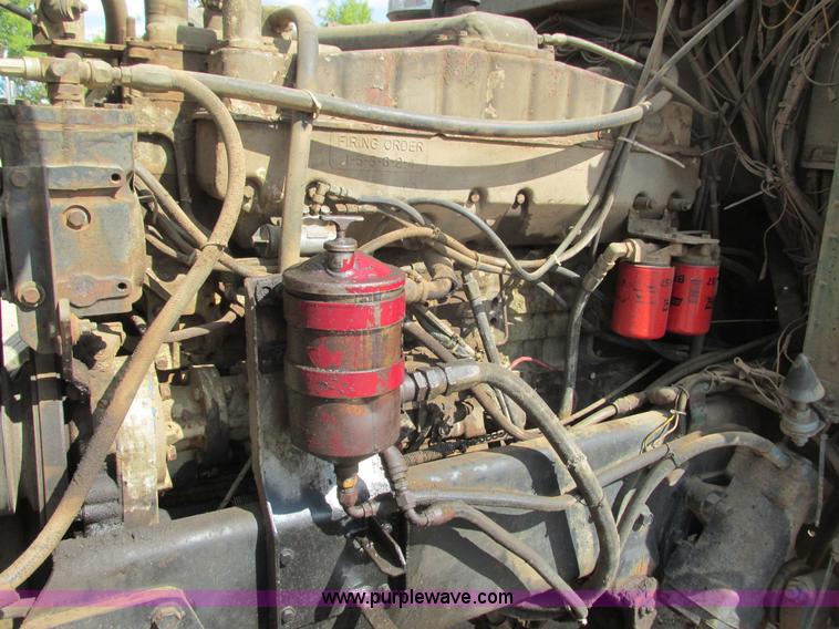 image for item K4127 1978 Peterbilt 359 semi truck