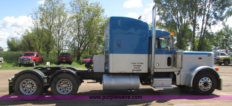 image for item K4157 2000 Peterbilt 379 semi truck