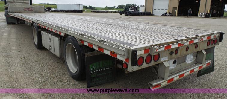 image for item K5270 2008 Chaparral drop deck trailer
