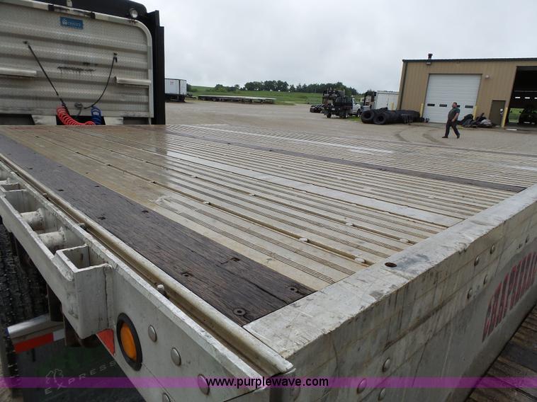 image for item K5270 2008 Chaparral drop deck trailer