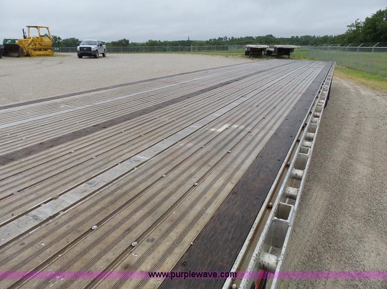 image for item K5270 2008 Chaparral drop deck trailer