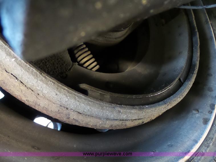 image for item K5270 2008 Chaparral drop deck trailer